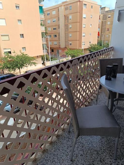 דירות פלאייה פובלה דה פארנאלס La Llar45 , Relajate Junto Al Mar מראה חיצוני תמונה